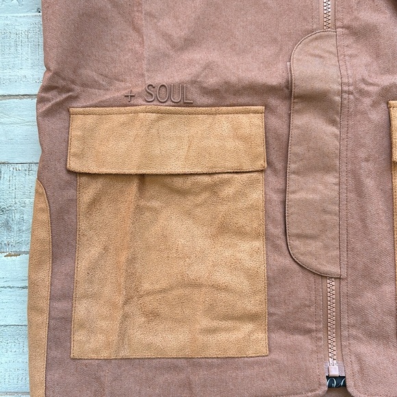 THE HIDEOUT CLOTHING +SOUL VEST NWT - Picture 3 of 6